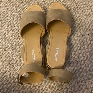 Tan/Nude Platform Scandals